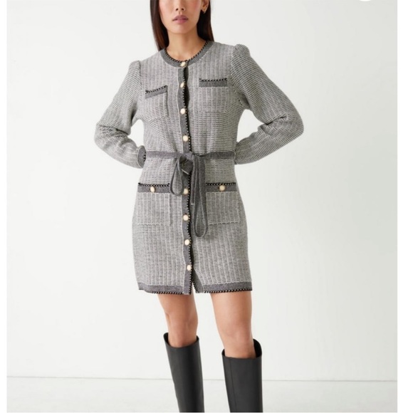& Other Stories Buttoned Contemporary Merino Wool Blend Mini Dress Coat Grey - Picture 3 of 13